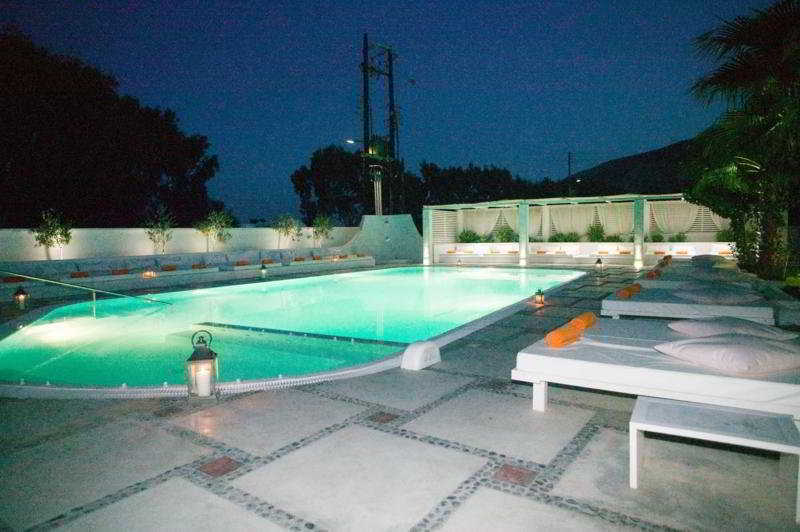 Hotel 28 Kamari  Luaran gambar